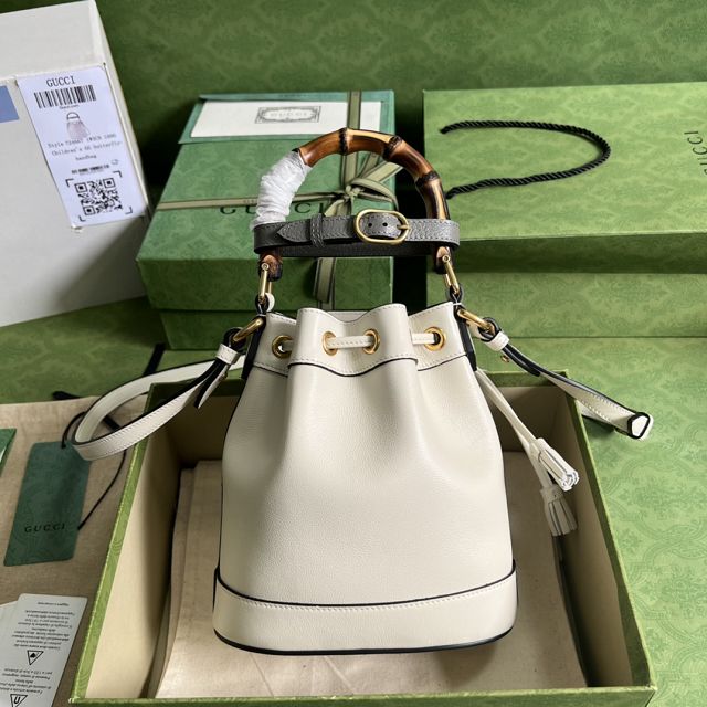 2023 GG original calfskin diana mini bucket bag 724667 white