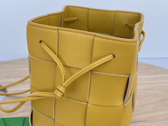 BV original lambskin cassette bucket bag 680218 pollen