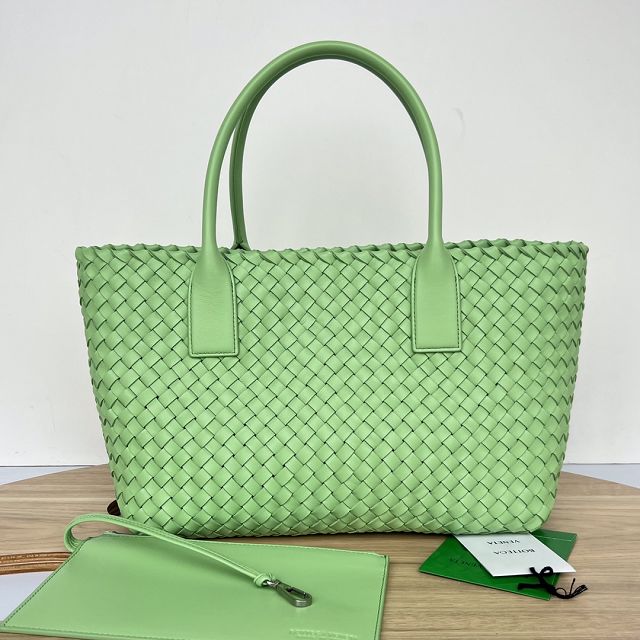 BV original lambskin medium cabat tote bag 608810 pistachio