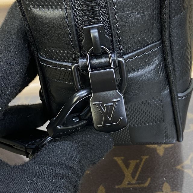 Louis vuitton original calfskin pochette kasai N60501 black