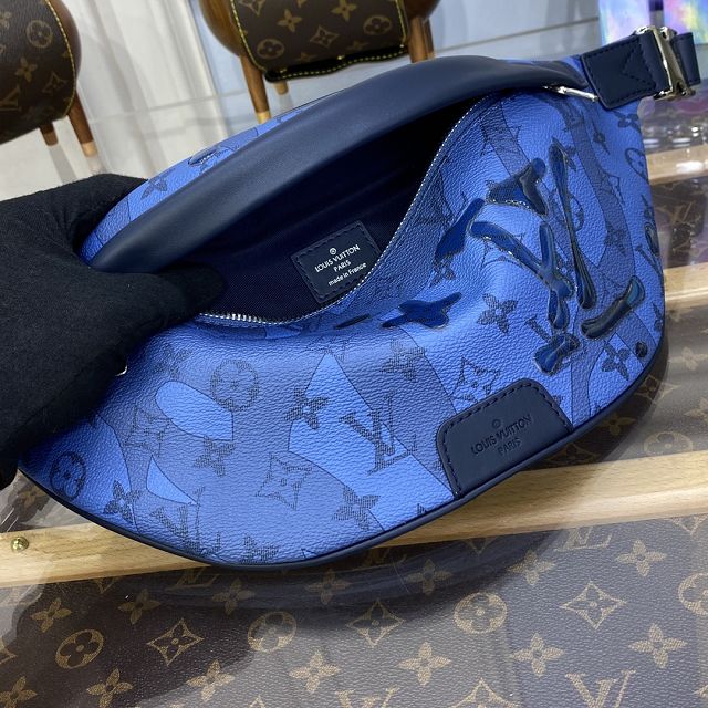 Louis vuitton original monogram canvas discovery bumbag M22576 blue