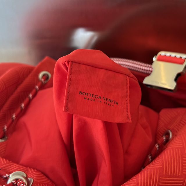 BV original nylon medium backpack 718085 red