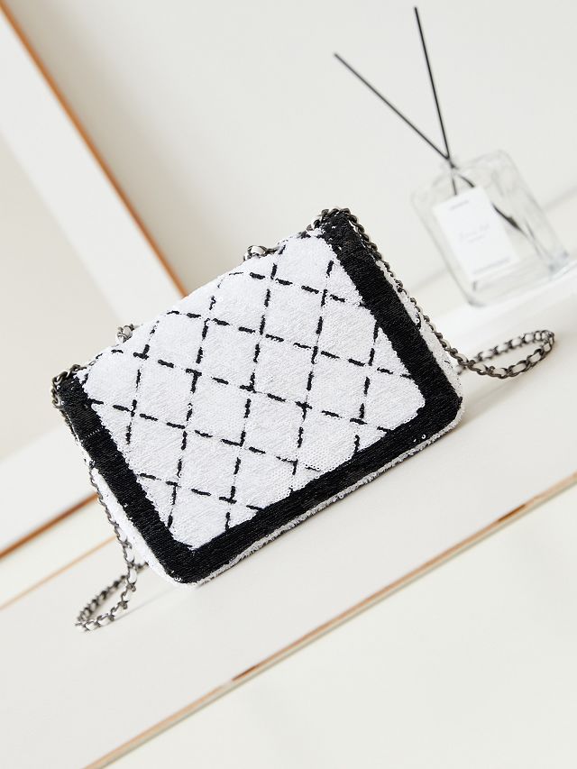 CC original sequins large flap bag AS4063 white