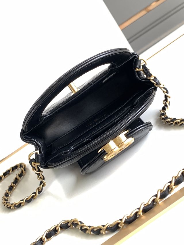 CC original aged calfskin clutch with chain AP3435 black