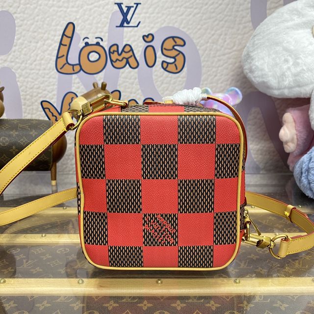 Louis vuitton original damier canvas chess messenger bag N40561 red