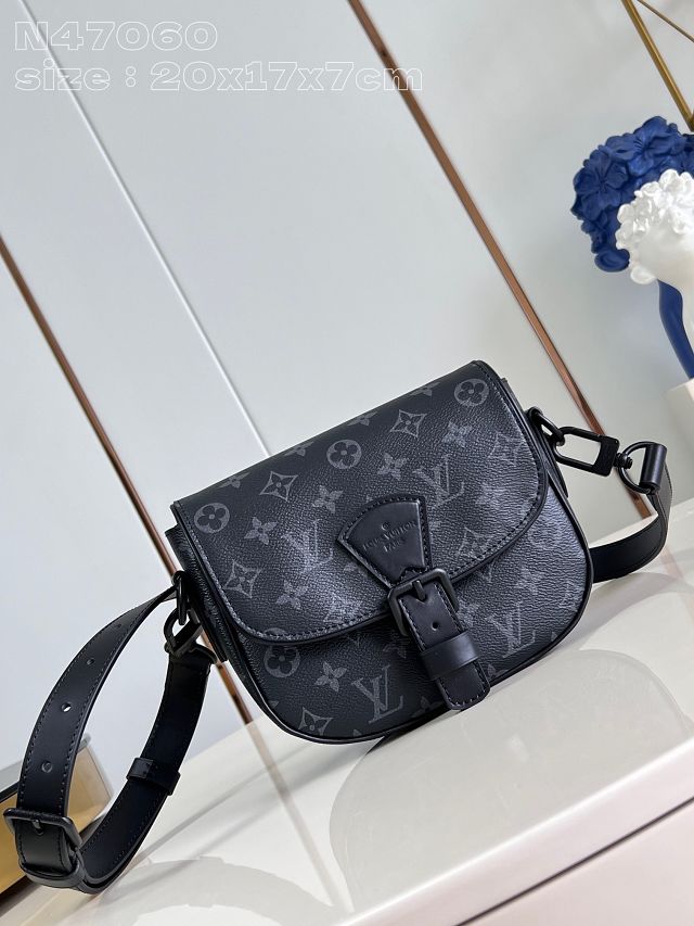 Louis vuitton original monogram eclipse montsouris messenger PM M47061