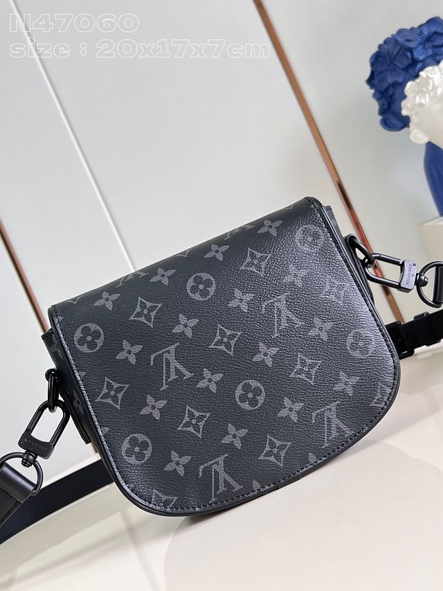 Louis vuitton original monogram eclipse montsouris messenger PM M47061