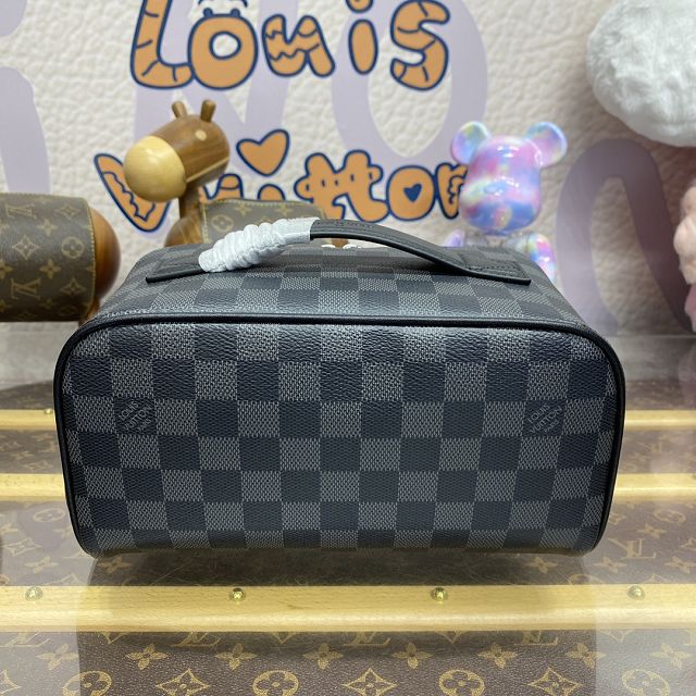 Louis vuitton original damier graphite toiletry bag N11506