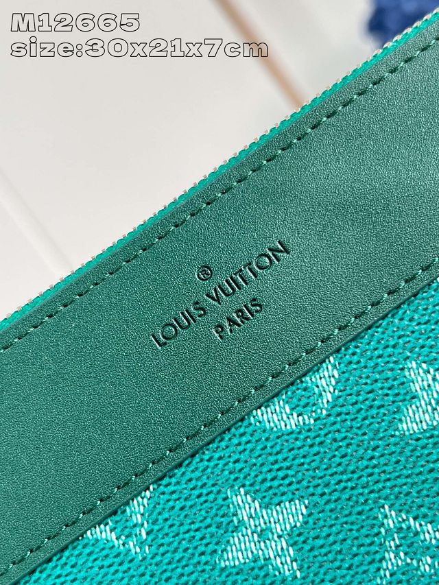 Louis vuitton original monogram canvas pochette voyage M12665 green