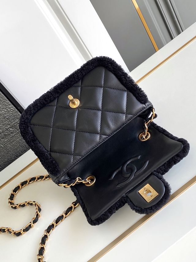 CC original shearling small flap bag AS5148 black