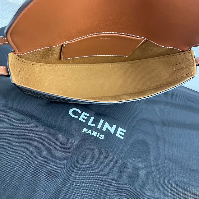 Celine original triomphe canvas besace 111233 tan