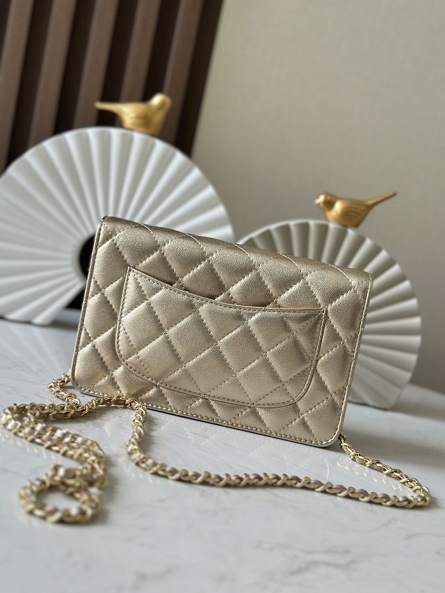 CC original iridescent lambskin wallet on chain AP0250 gold