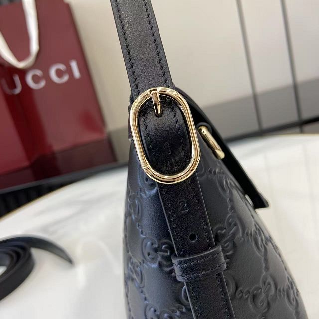 GG original calfskin emblem small shoulder bag 847450 black
