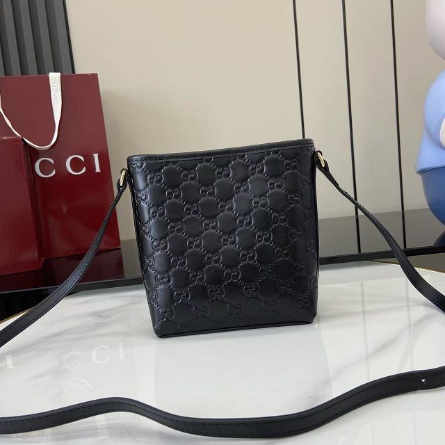 GG original calfskin emblem nano bucket bag 847090 black