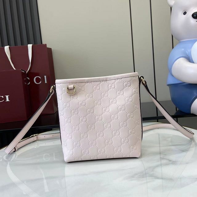 GG original calfskin emblem nano bucket bag 847090 pink