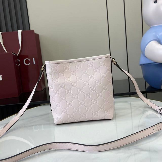 GG original calfskin emblem nano bucket bag 847090 pink