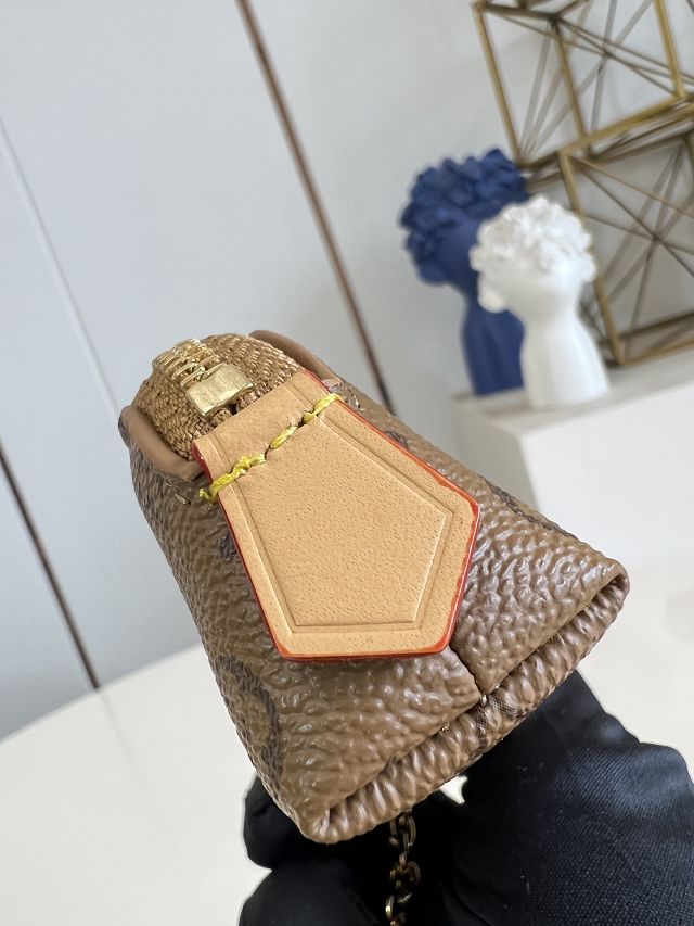 Louis vuitton original monogram reverse cosmetic lipstick pouch M25693