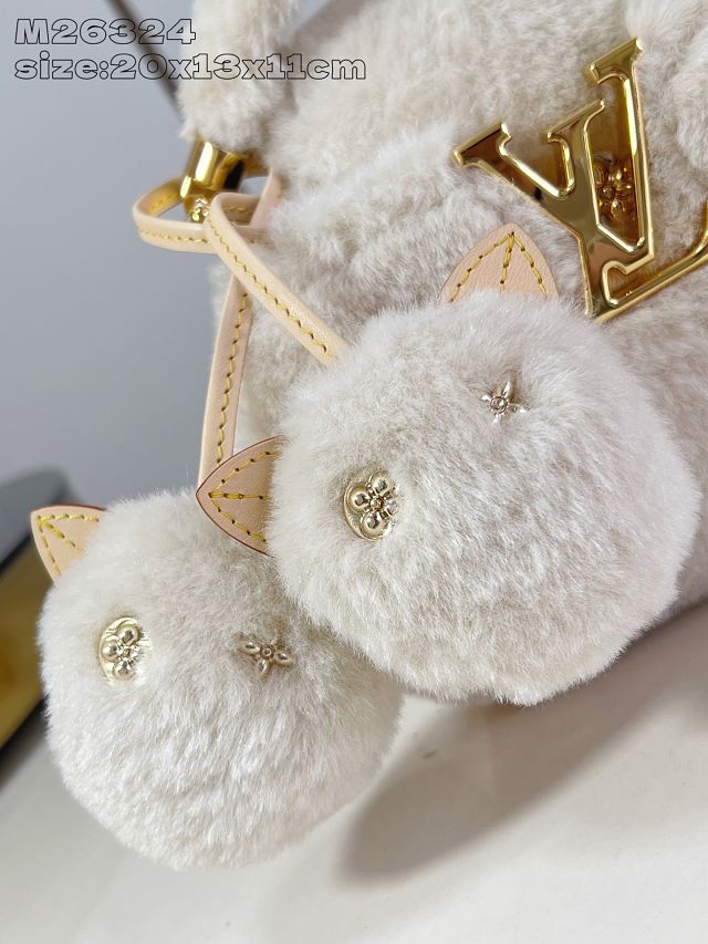 Louis vuitton original shearling capusnow bag M26324 white