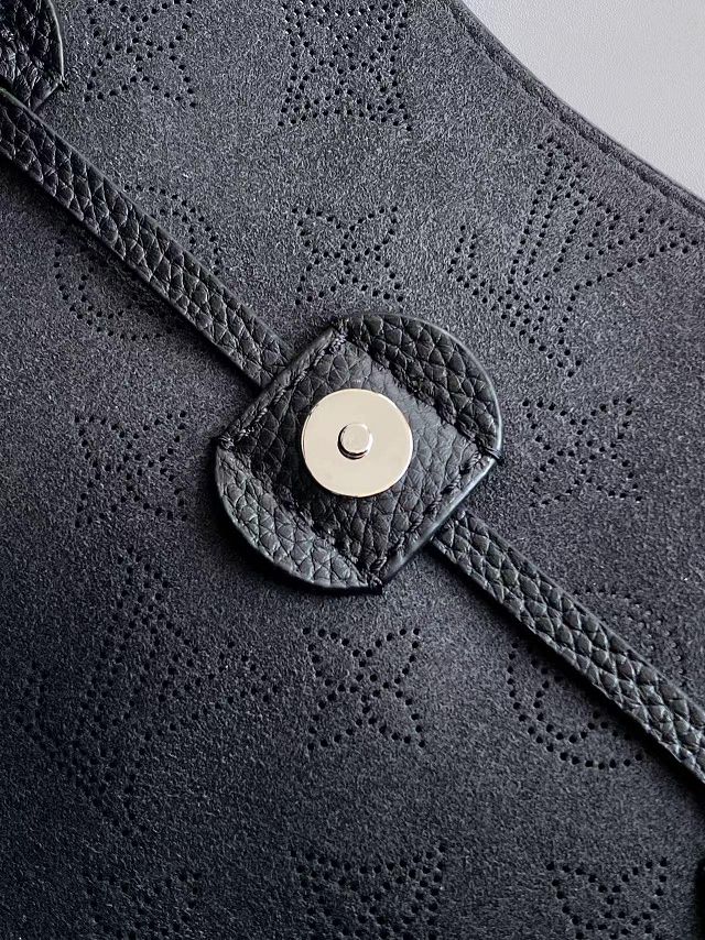 Louis vuitton original mahina leather boundless handbag M13179 black