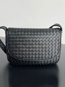 BV original lambskin veneto flap messenger bag 843836  