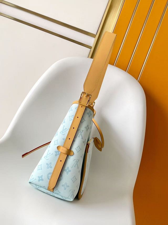 Louis vuitton original monogram canvas carryall PM M27532 light blue