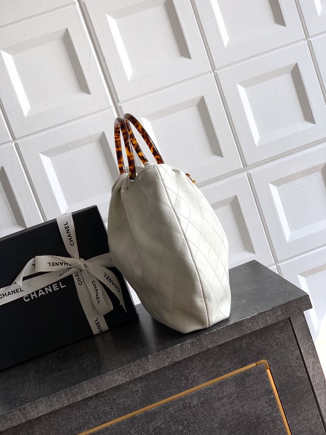 CC original lambskin medium hobo bag AS6010 white