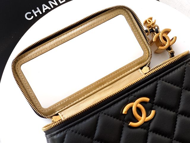 CC original lambskin vanity with chain AP3936 black