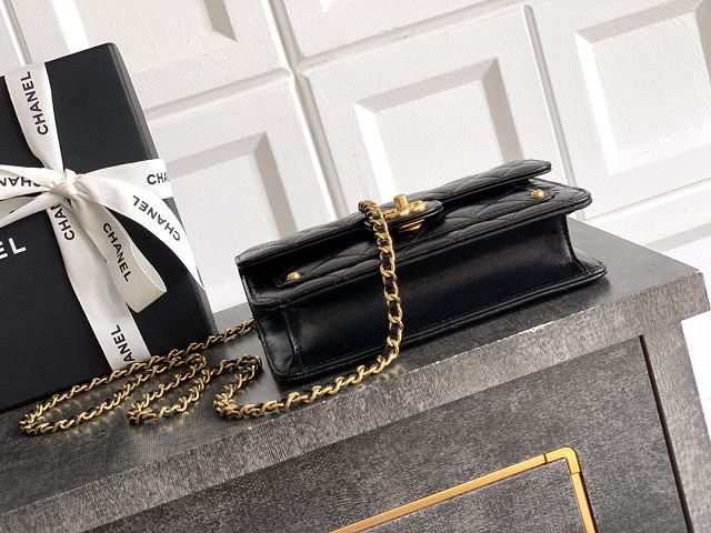 CC original calfskin clutch with chain AP4182 black