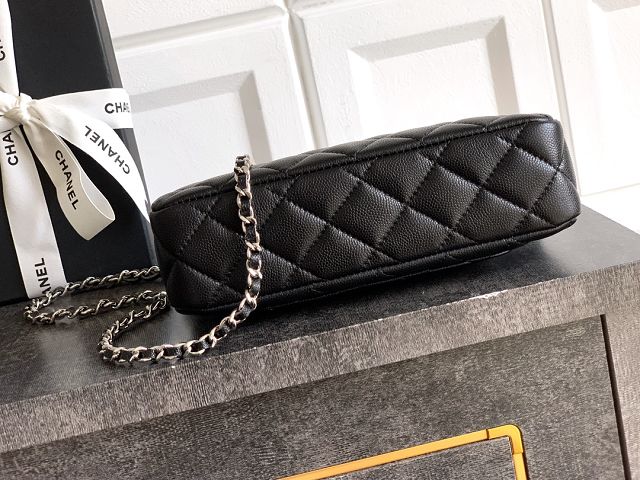 CC original grained calfskin clutch with chain AP4704 black