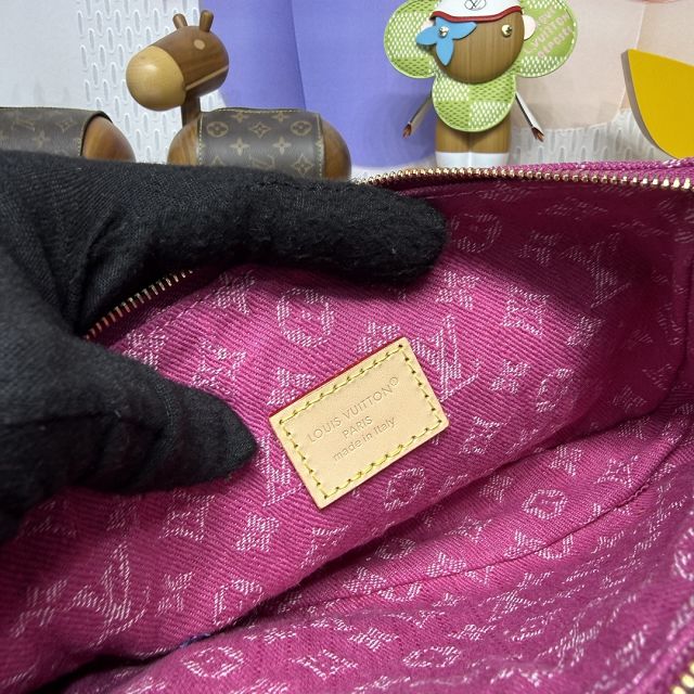 Louis vuitton original denim pochette accessoire cargo M27602 pink