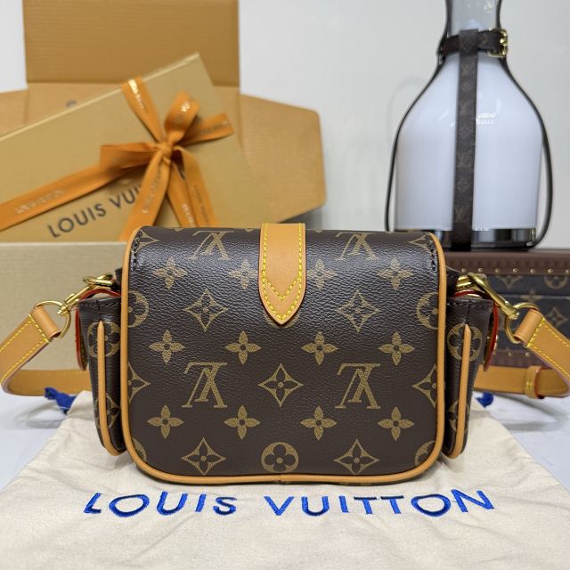 Louis vuitton original monogram canvas cargo wearable wallet M14742