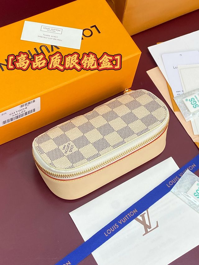 Louis vuitton original canvas sunglasses pouch GM GI0633