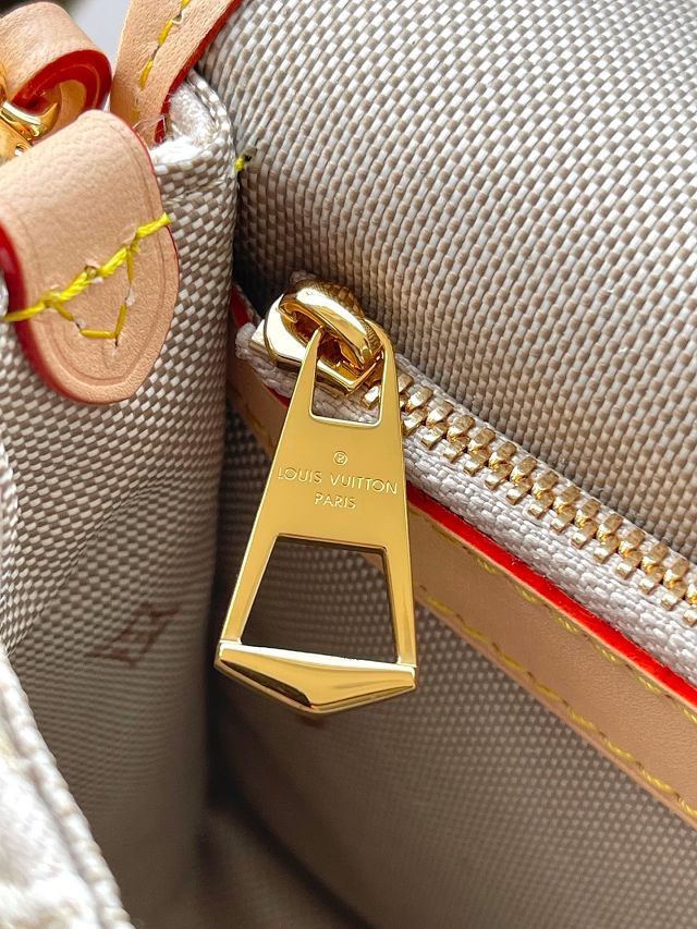 Louis vuitton original monogram embleme diane satchel M29795 peuplier beige