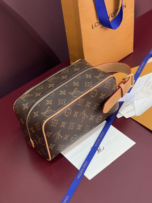 Louis vuitton monogram canvas locker dopp kit cargo M2A501 