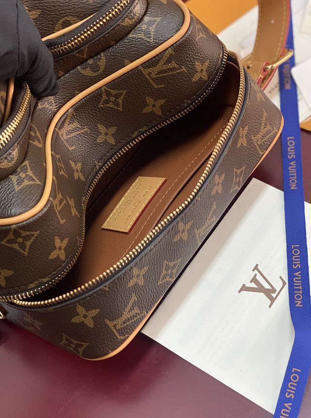 Louis vuitton monogram canvas locker dopp kit cargo M2A501 