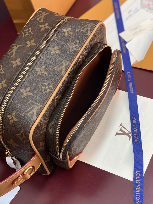 Louis vuitton monogram canvas locker dopp kit cargo M2A501 