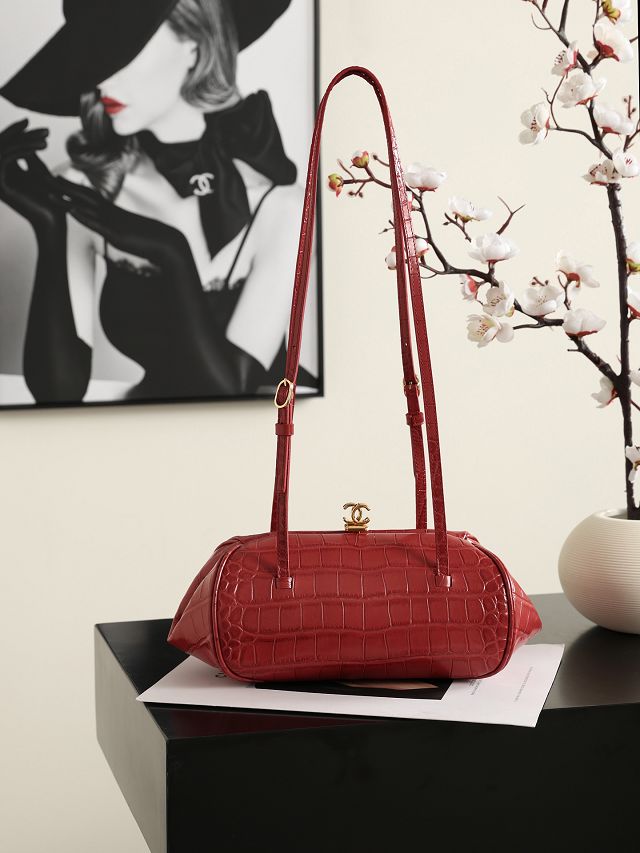 CC crocodile calfskin clutch with strap AP5360 red