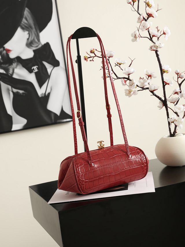 CC crocodile calfskin clutch with strap AP5360 red