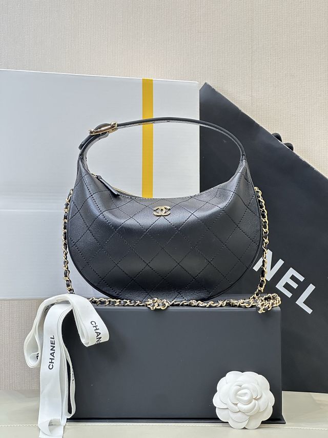 CC original lambskin clutch with chain AP5429 black