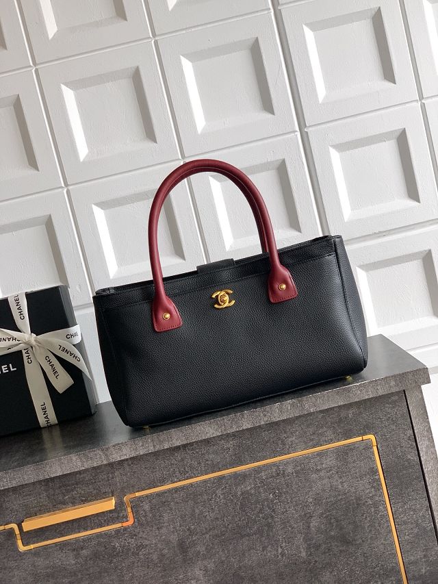 CC grained calfskin small tote bag AS2156 black&red