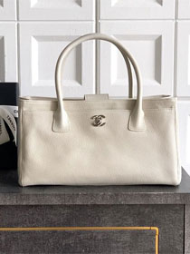 CC grained calfskin small tote bag AS2156 white