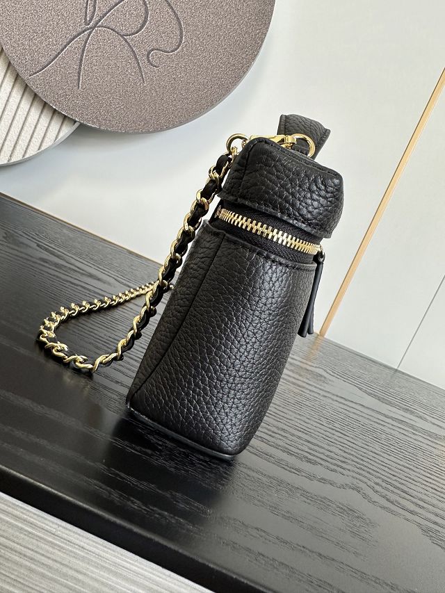 CC grained calfskin small vanity with chain AP5346 black