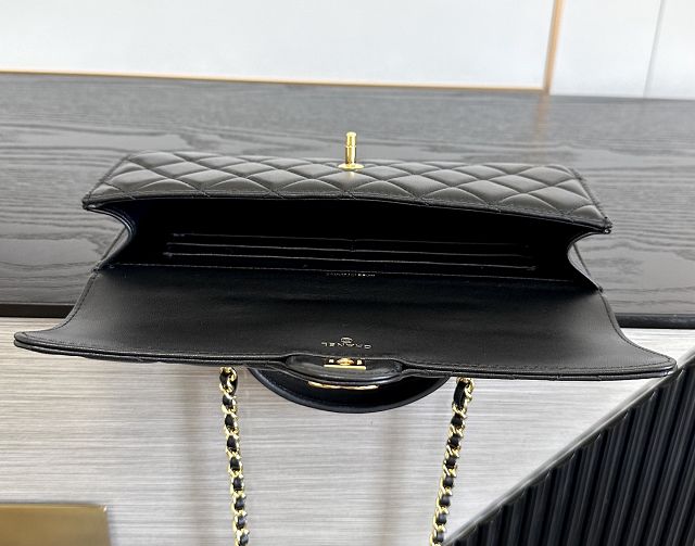 CC lambskin clutch with chain AP5280 black