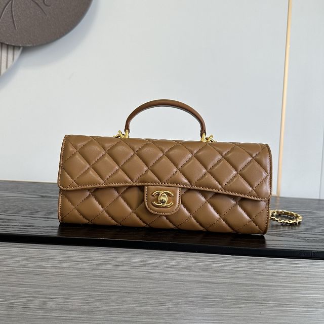 CC lambskin clutch with chain AP5280 brown