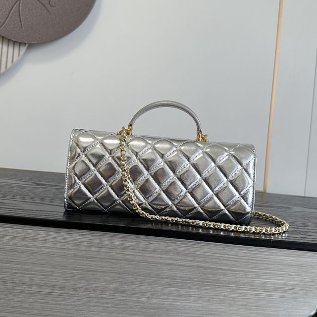 CC lambskin clutch with chain AP5280 silver