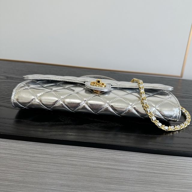 CC lambskin clutch with chain AP5280 silver