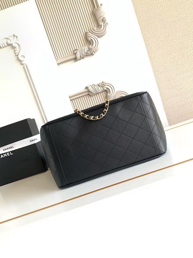 CC calfskin small shopping bag AS6200 black
