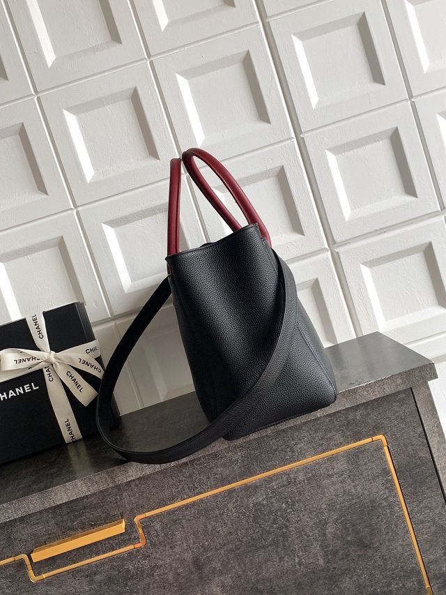 CC grained calfskin medium tote bag AS2157 black&red