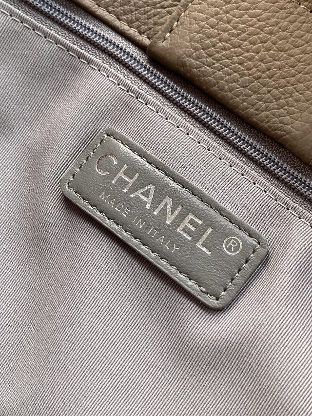 CC grained calfskin medium tote bag AS2157 light brown
