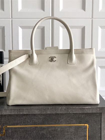 CC grained calfskin medium tote bag AS2157 white
